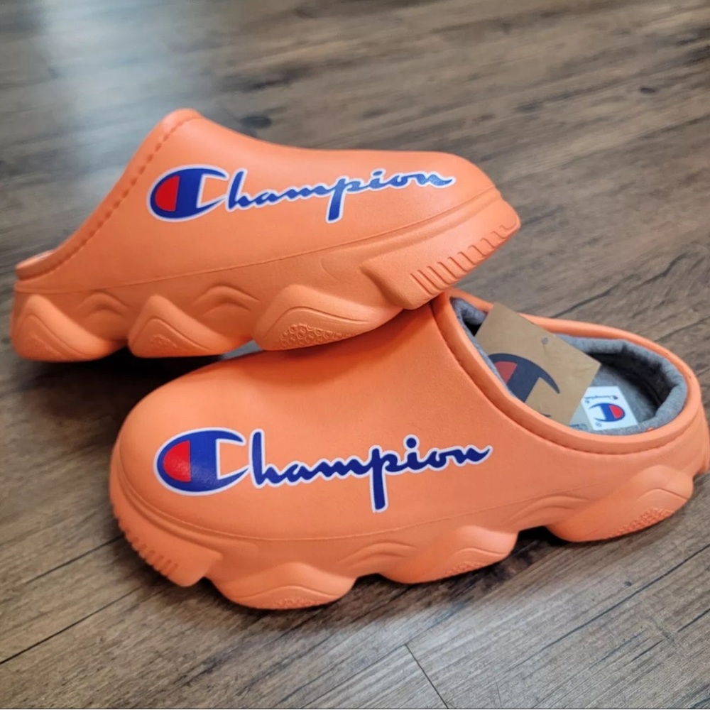 Champion orange slides size 10